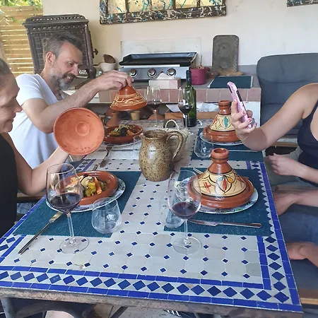 Bed & Breakfast Au Velo Dans L'arbre