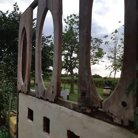 Bed & Breakfast Au Velo Dans L'arbre
