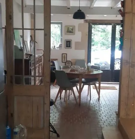 Panzió Au Velo Dans L'arbre Saint-Sulpice-de-Faleyrens