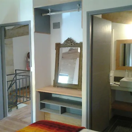 Au Velo Dans L'arbre Saint-Sulpice-de-Faleyrens