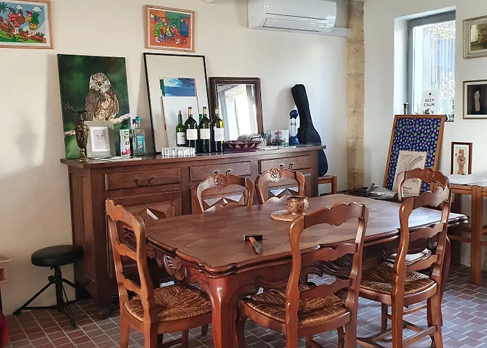 Au Velo Dans L'arbre Bed and Breakfast Saint-Sulpice-de-Faleyrens