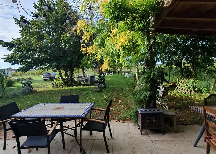 Au Velo Dans L'arbre Saint-Sulpice-de-Faleyrens