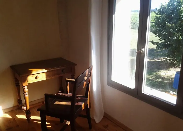 Au Velo Dans L'arbre Bed and Breakfast 3*