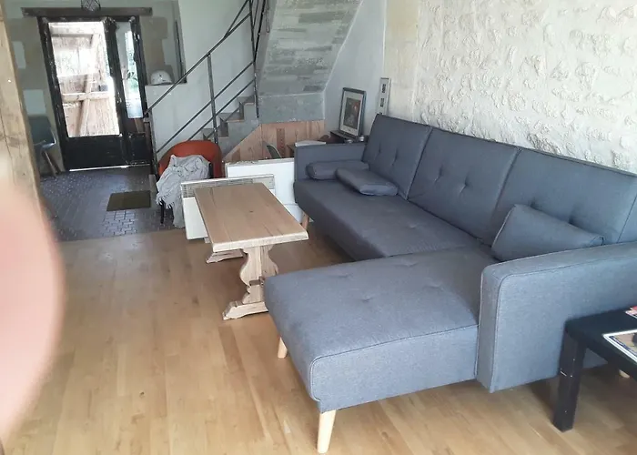 Bed and Breakfast Au Velo Dans L'arbre