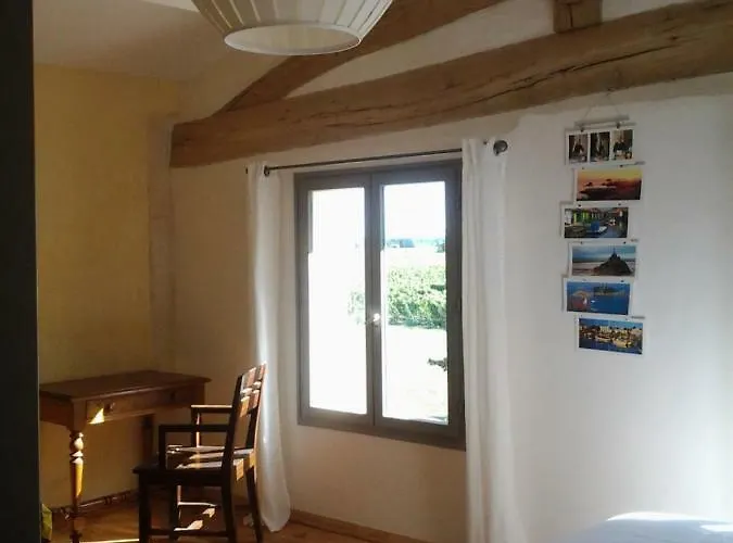 Au Velo Dans L'arbre Saint-Sulpice-de-Faleyrens